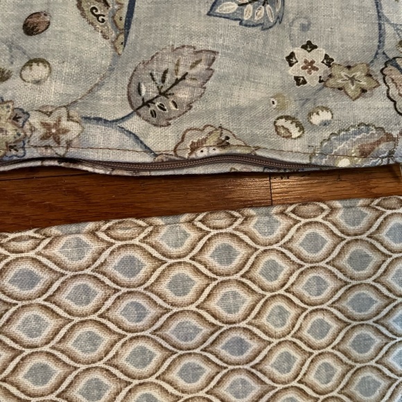 Set of 4 Floral and Geometric Cushion/pillow Zipper Covers - Picture 4 of 6